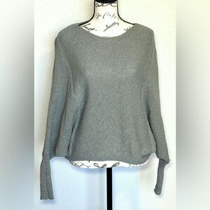 Junior's XS 100% Cotton Sage Green Batwing Scoop Neck Loose Knit Sweater EUC